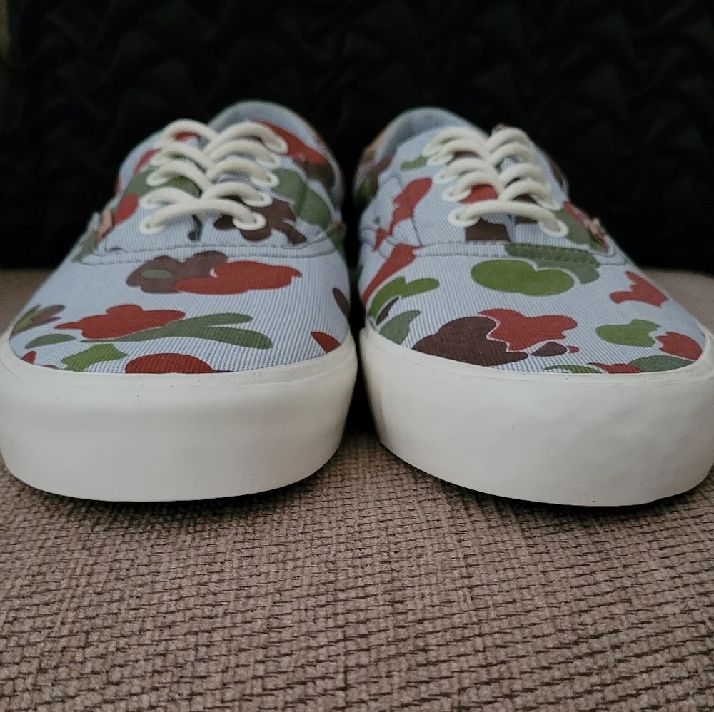 VANS MEN'S ABSTRACT PRINT LACE UP SNEAKERS